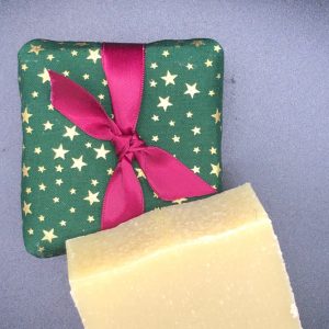Christmas Soap – green with burgundy ribbon